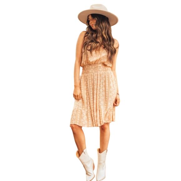 ‼️[B7] NWT "Audrey" Wide Waist Smocking Spaghetti Strap Ruffled Dress, Size S - Picture 1 of 7